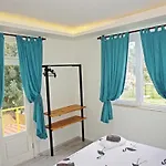 11 Boutique Bed & Breakfast 4*