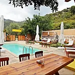 Bed & Breakfast 11 Boutique 4*