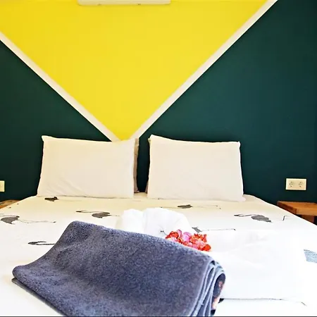 11 Boutique Couette-café Kaş