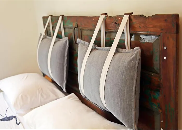 11 Boutique Bed & Breakfast